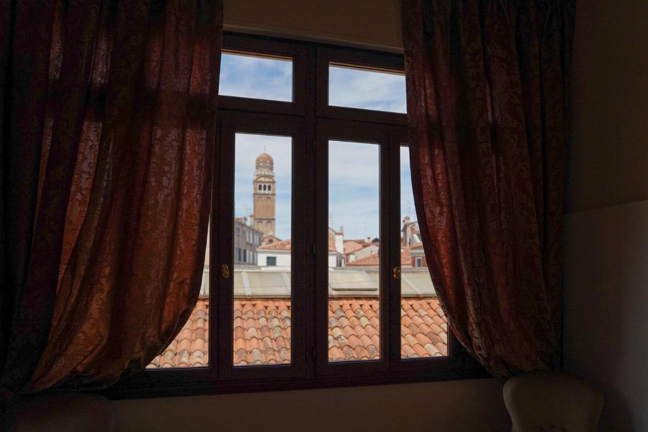 Ca' Longo Palace Damasco Venedig Exterior foto